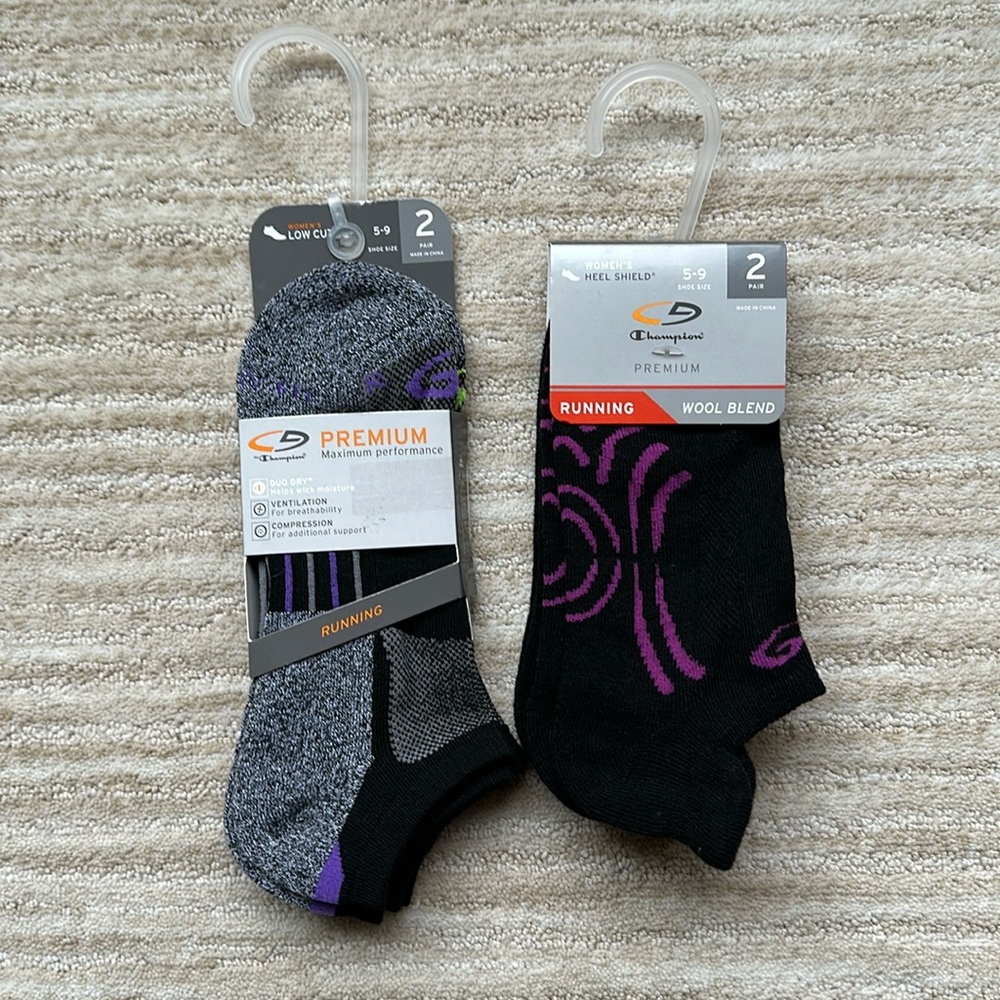 2 Sets of Champion C9 Running Socks Low Cut Wool Blend Compression Size Medium